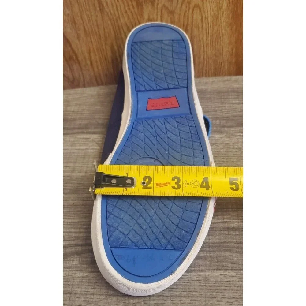Levis levi canvas